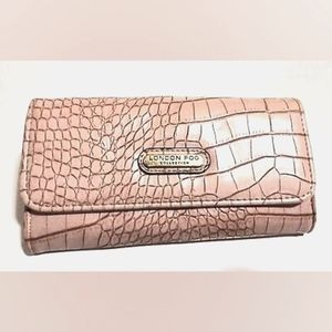 🆕London Fog Ariana Croco Bi-Fold Flap Wallet NWT
